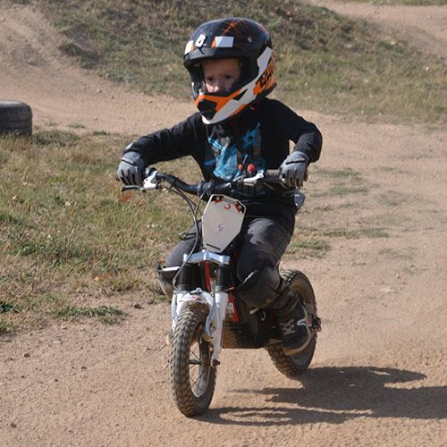 initiation motos enfants en Bourgogne proche de chalon sur saône